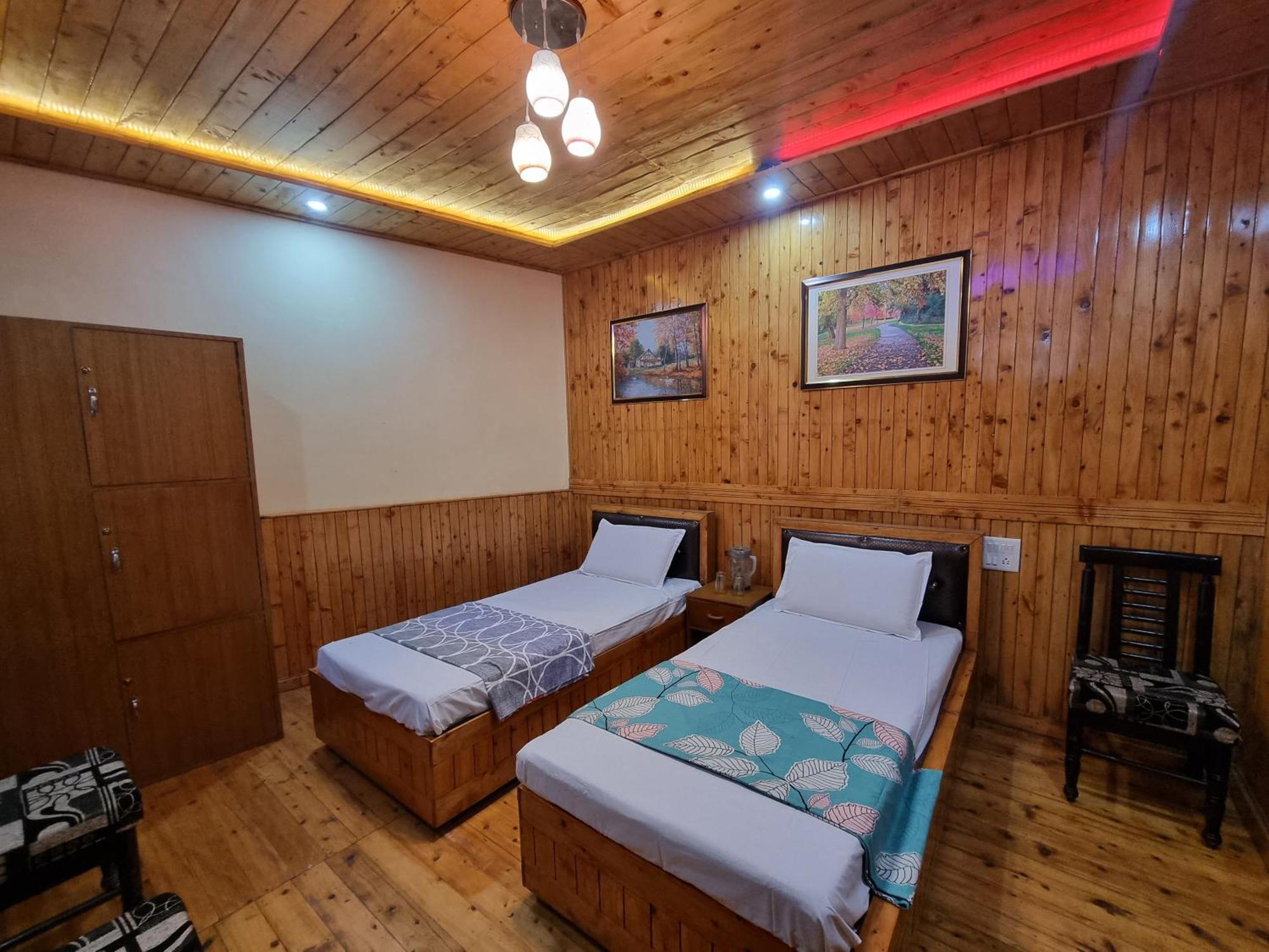 Forest Vibes Kalatop-Rooms And Restaurant ดัลเฮาซี ภายนอก รูปภาพ