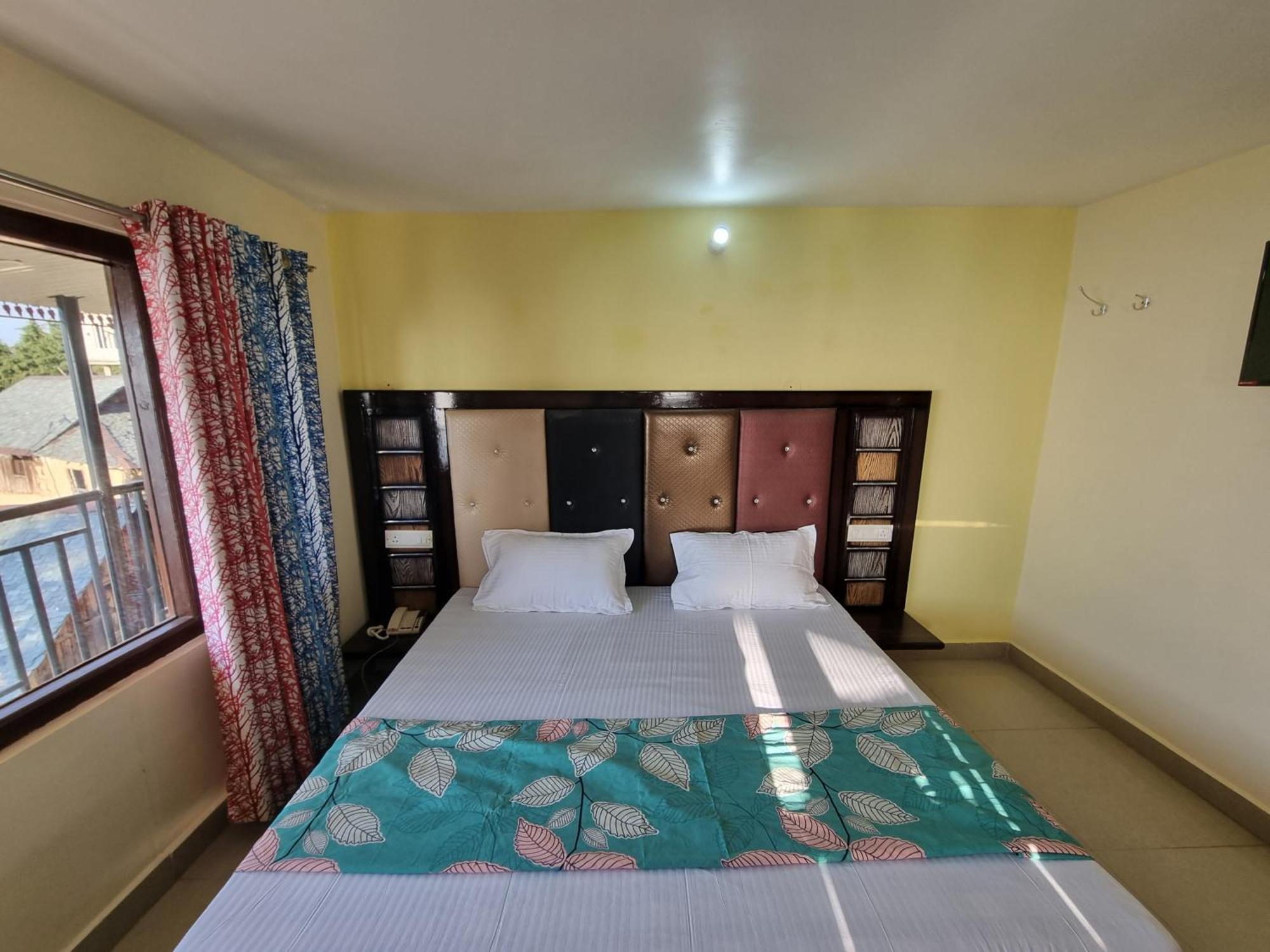 Forest Vibes Kalatop-Rooms And Restaurant ดัลเฮาซี ภายนอก รูปภาพ