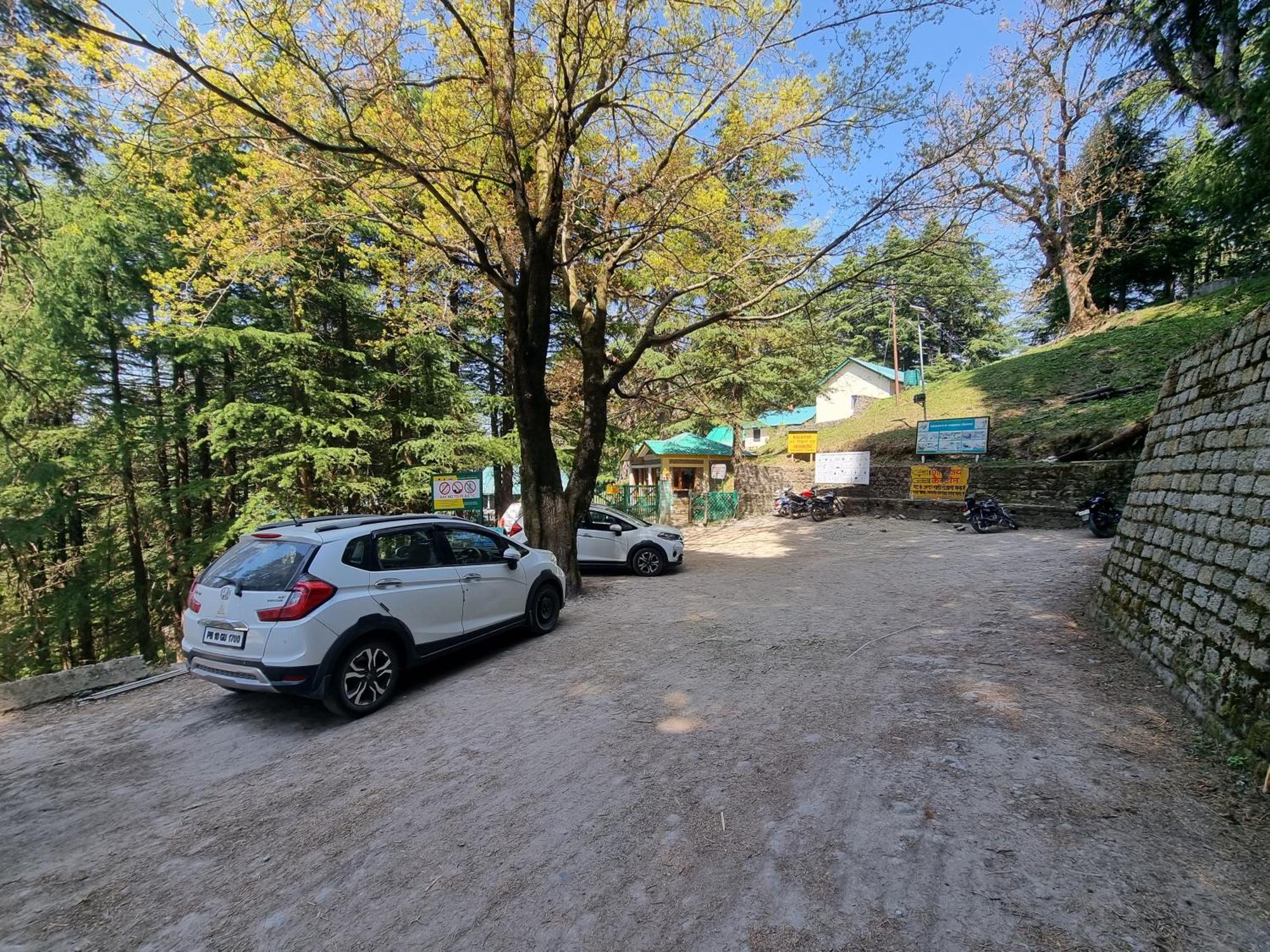 Forest Vibes Kalatop-Rooms And Restaurant ดัลเฮาซี ภายนอก รูปภาพ