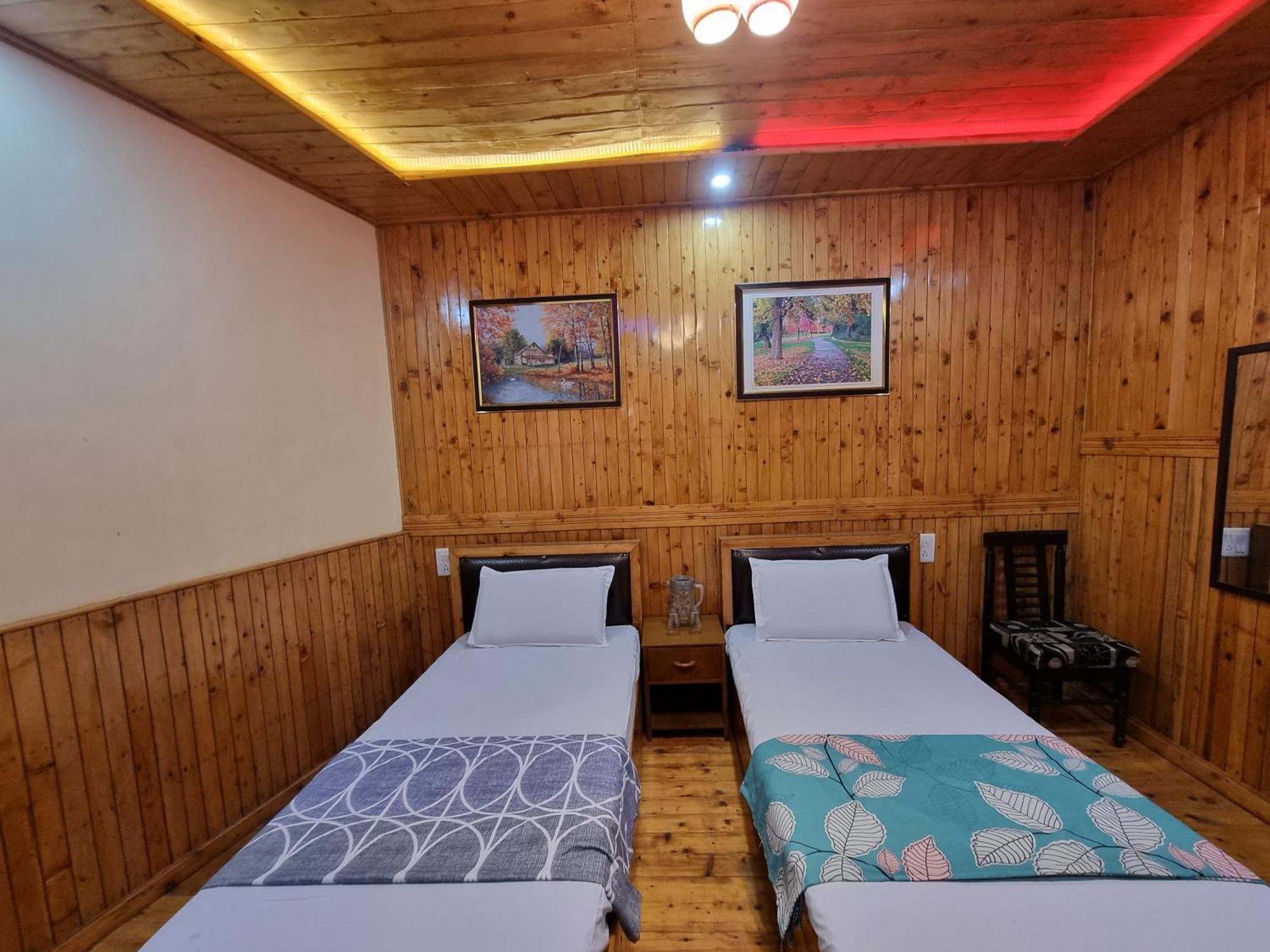 Forest Vibes Kalatop-Rooms And Restaurant ดัลเฮาซี ภายนอก รูปภาพ